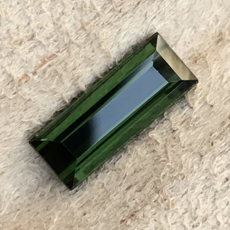 Green Tourmaline - 1.55 ct