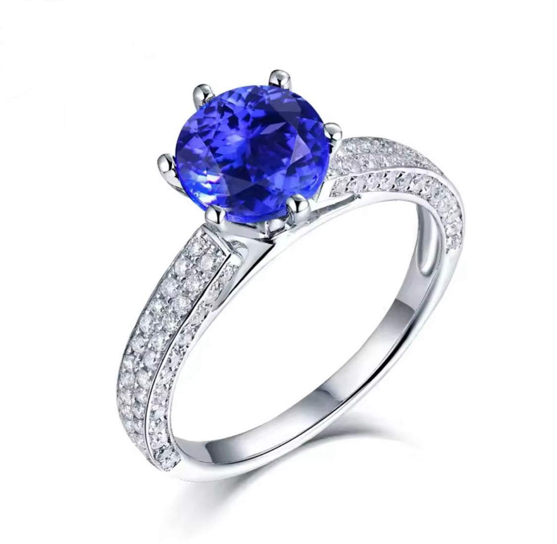 Prsten z 14karátového bílého zlata s tanzanitem o hmotnosti 2,44 ct a diamanty 