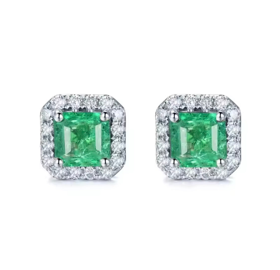 Náušnice s diamanty a smaragdy 1,80 ct z 18karátového žlutého zlata 