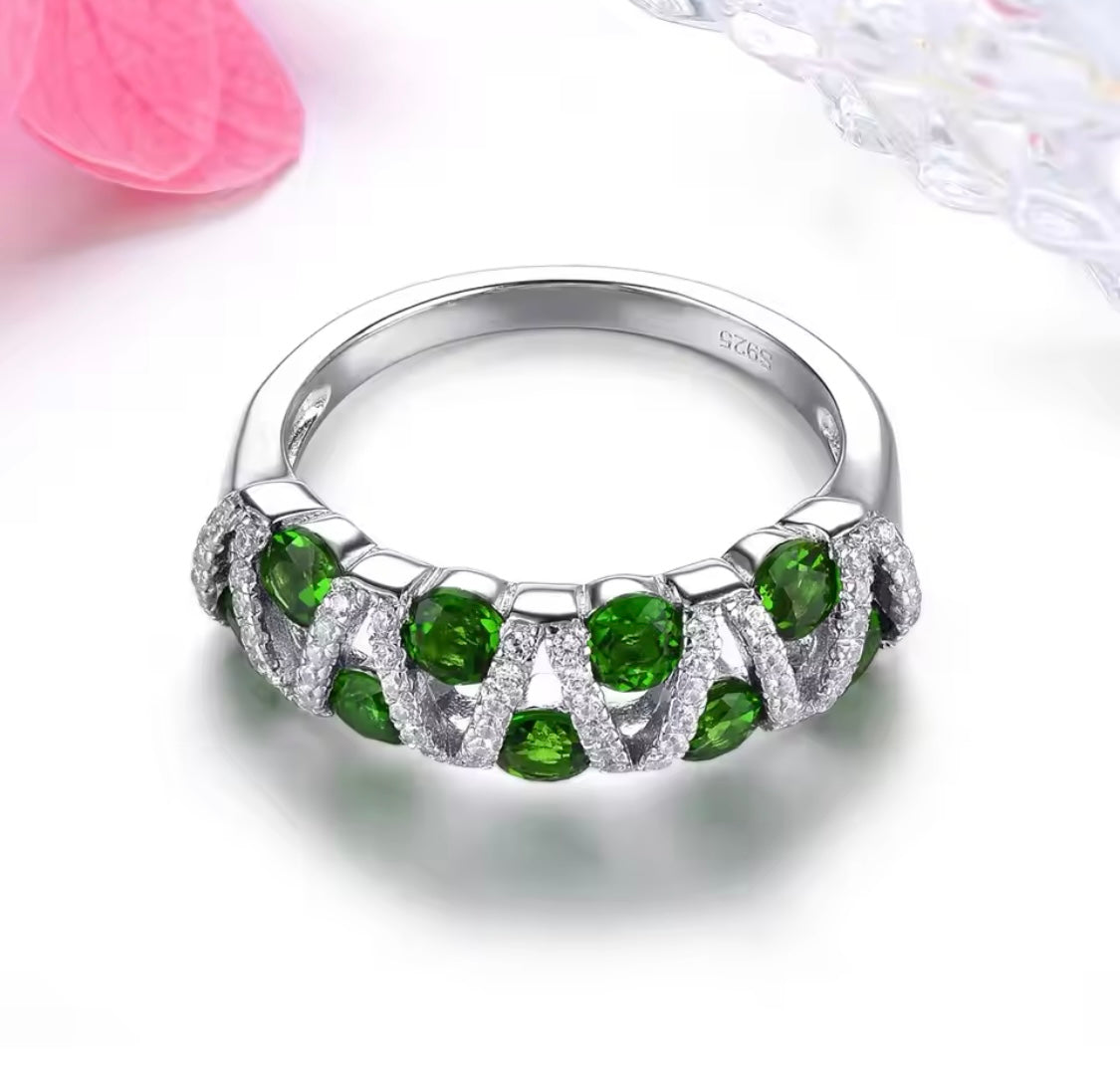 Silver 1.50 ct Chrome Diopside Ring