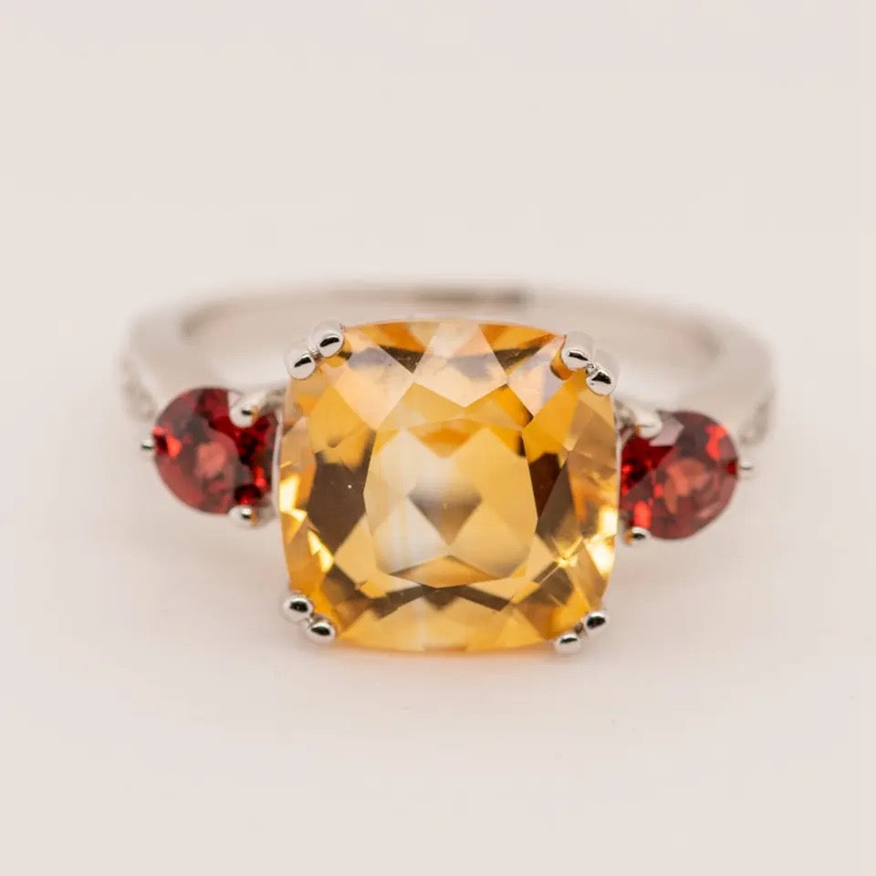 Silver Ring 5.55 ct Citrine - Garnet