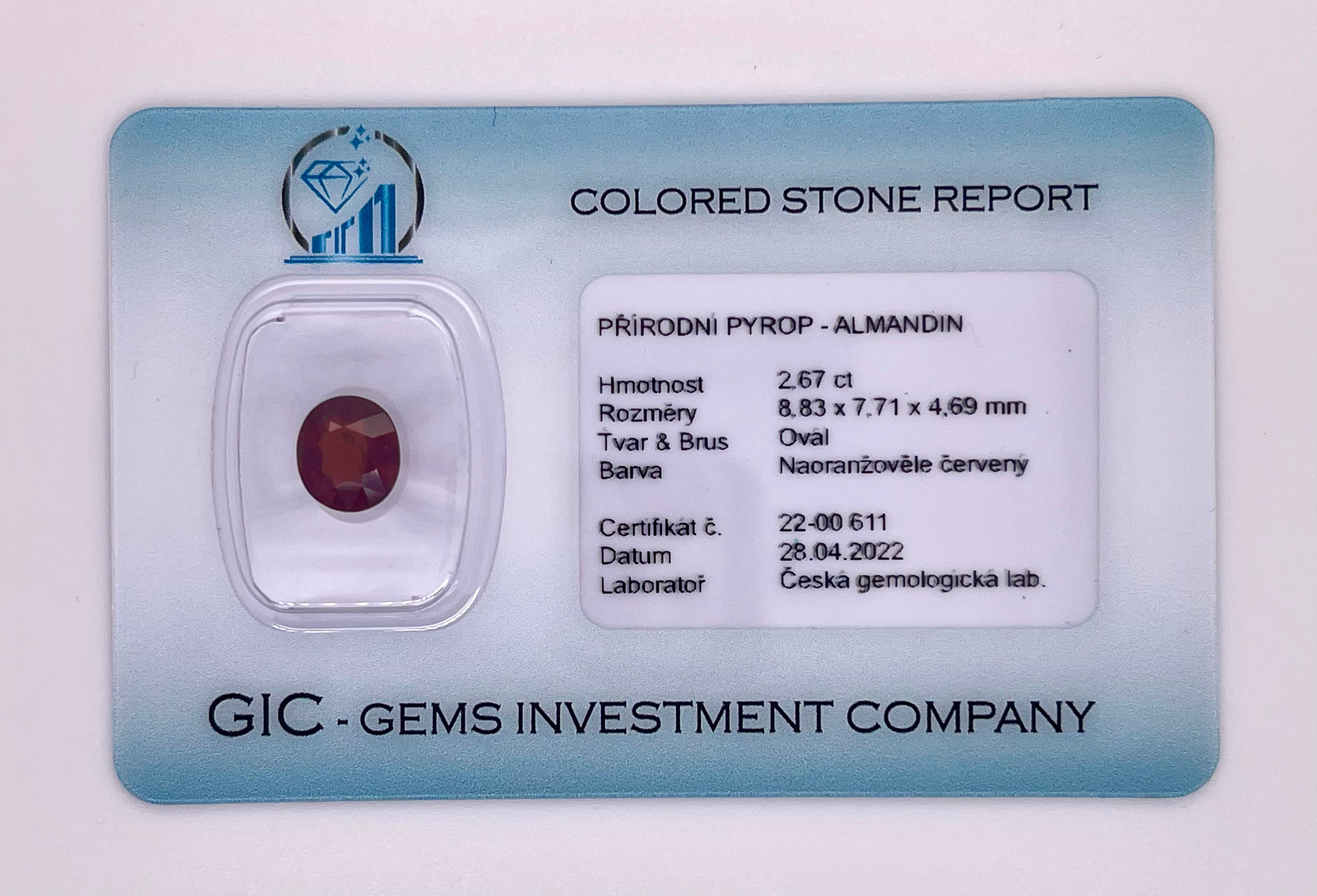 Přírodní Almandin Granát 2,67 ct – Ovál Brus, Neupravený, Certifikovaný 