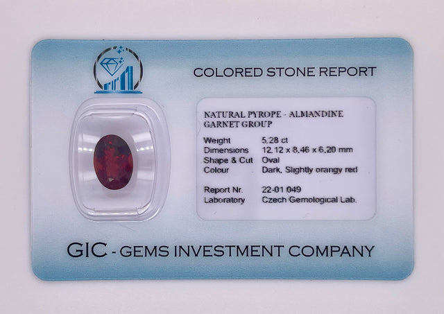 Natural almandine garnet, 5.28 carats, oval cut, IF clarity, untreated, dark orangy red, ČGL certified