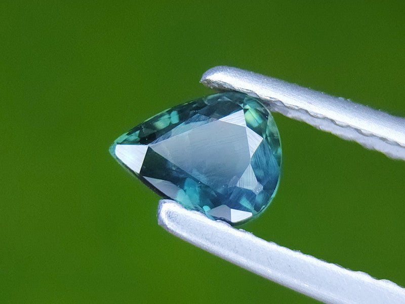 Blue Sapphire - 0.53 ct