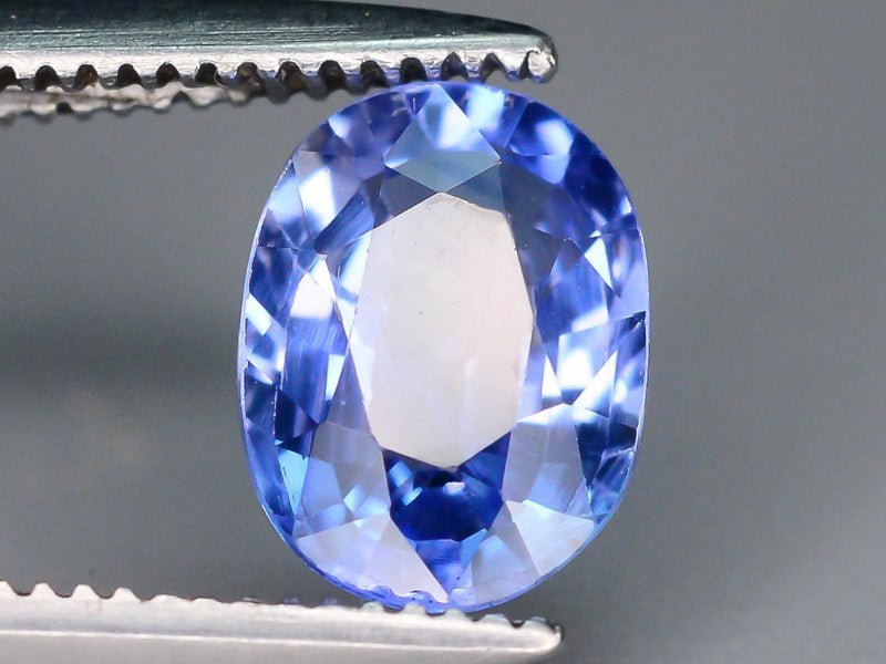 Blue Sapphire - 1.36 ct