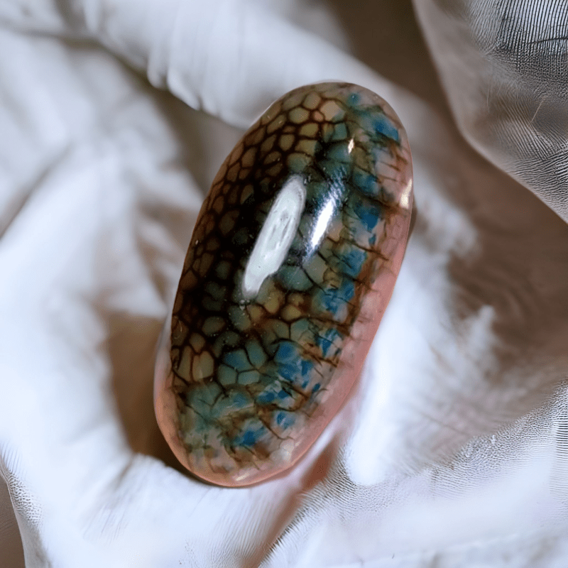 Cabochon Dragon Skin Chalcedony Agate - 31.20 ct