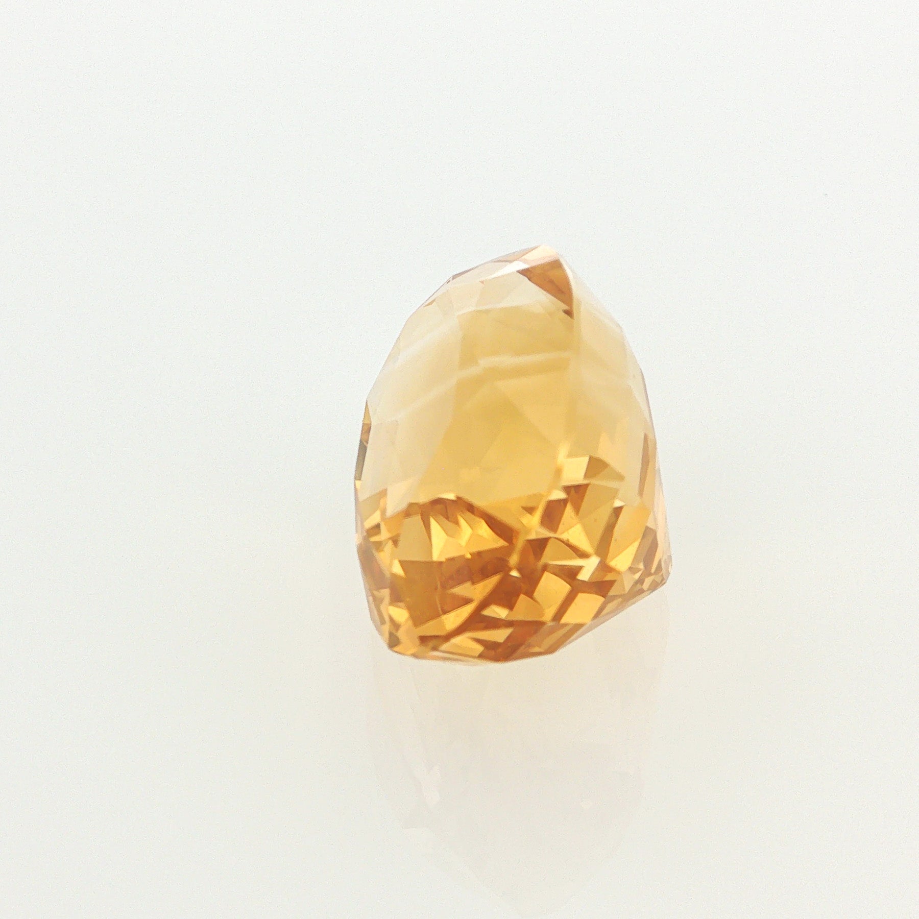Natural heated citrine, yellow, oval cut, 19.32 ct, loose gemstone, view 2.