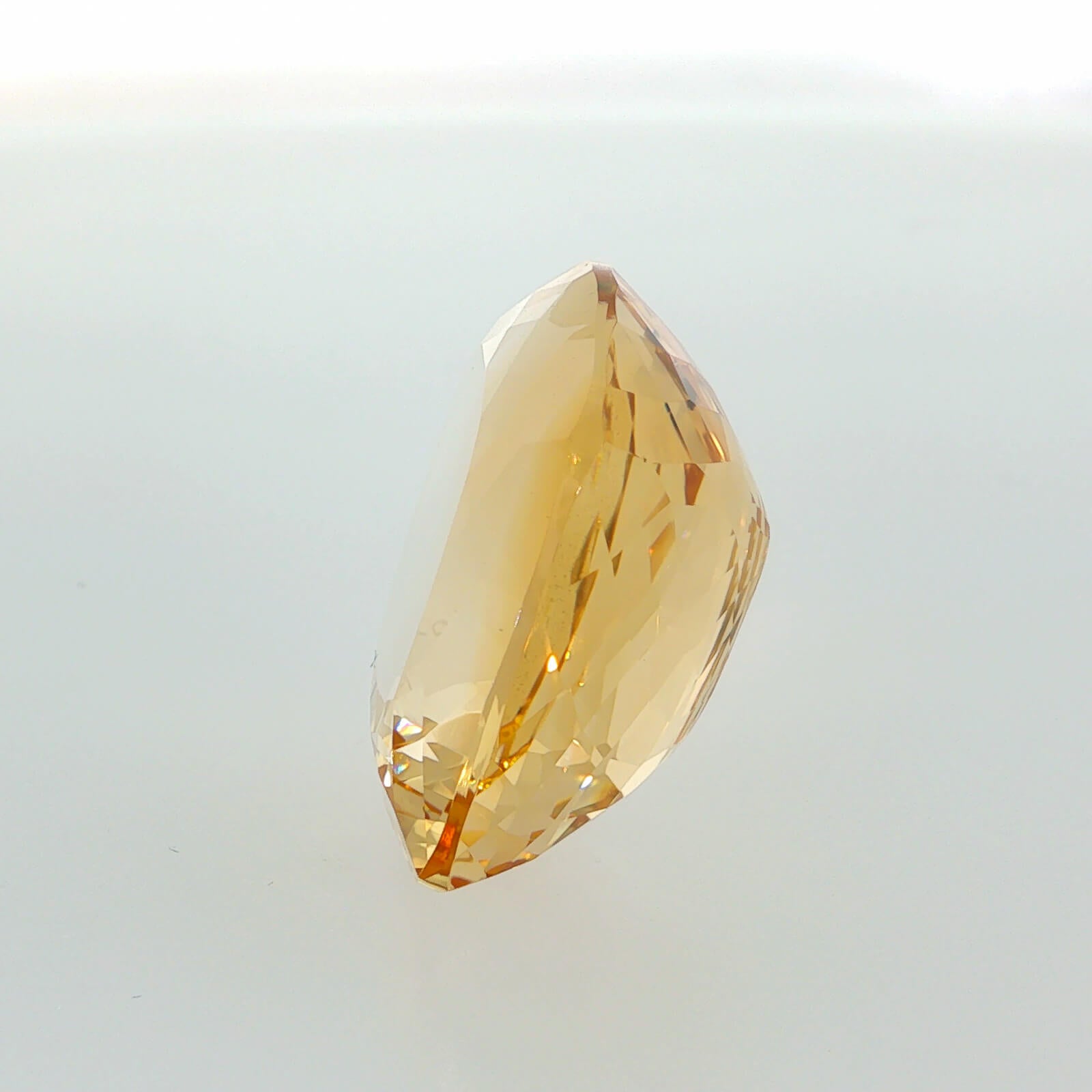 Natural citrine, cushion cut, 43.1 ct, loose gemstone, view 3.