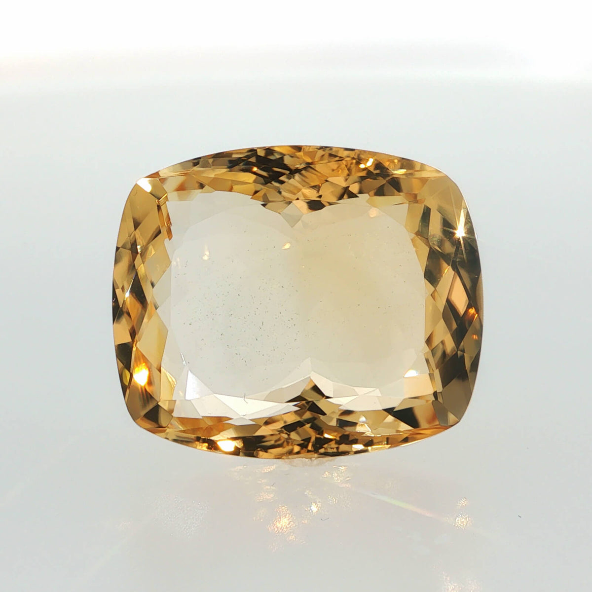 Natural citrine, cushion cut, 43.1 ct, loose gemstone, view 2.