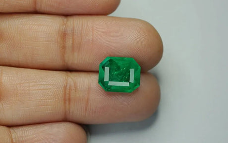 Colombia Emerald - 3.32 ct