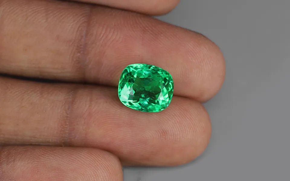 Colombia Emerald - 3.89 ct