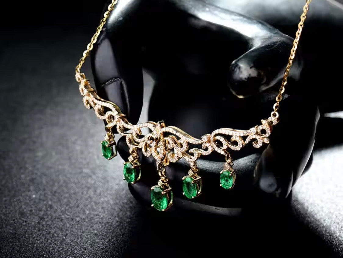 18K gold emerald diamond necklace with 3.48 carat natural emeralds and chandelier drop design