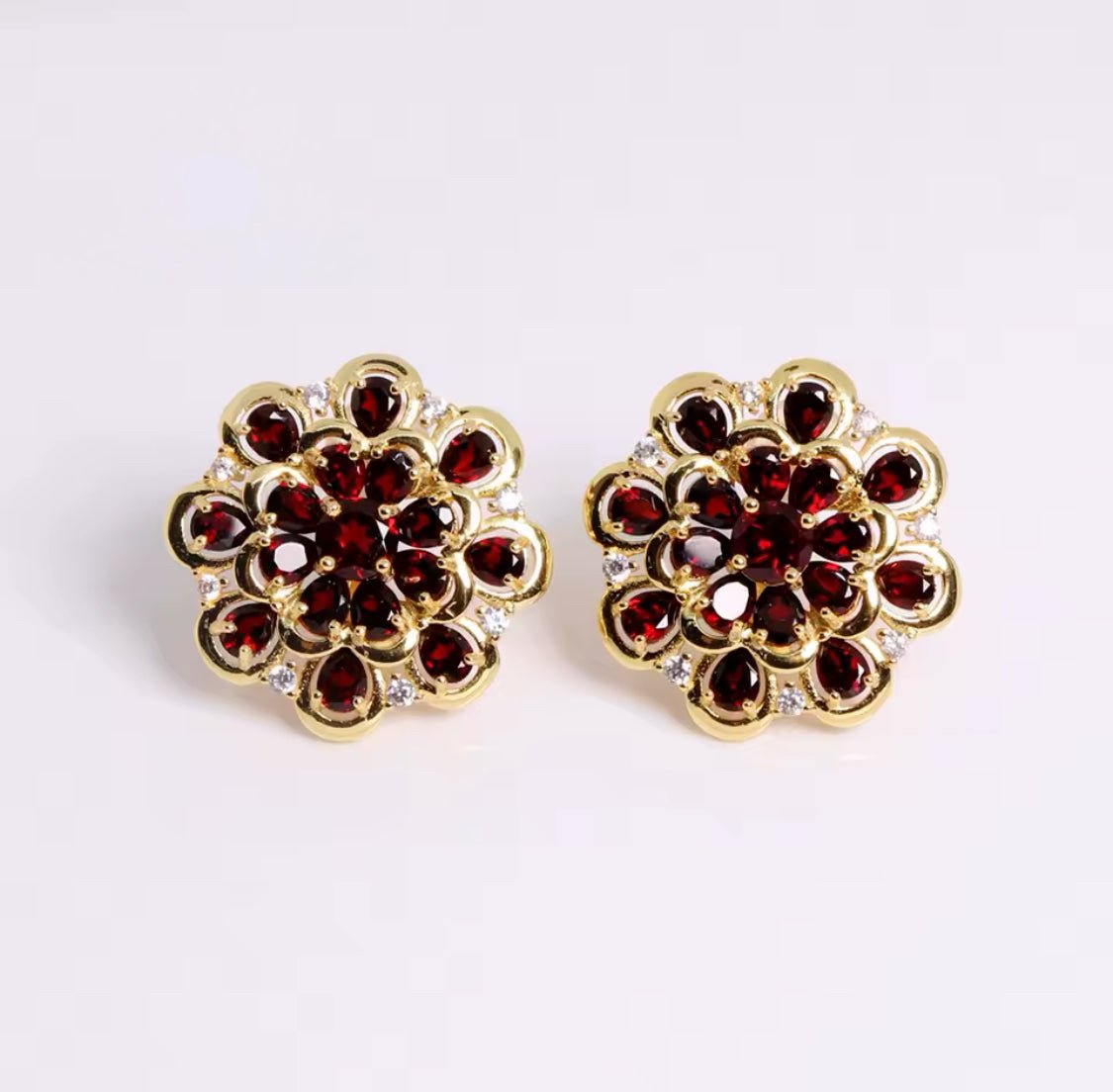 Gold plated Silver 8.40 ct Garnet Earrings