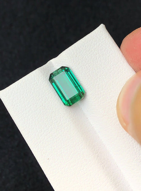 Green Tourmaline - 2.41 ct