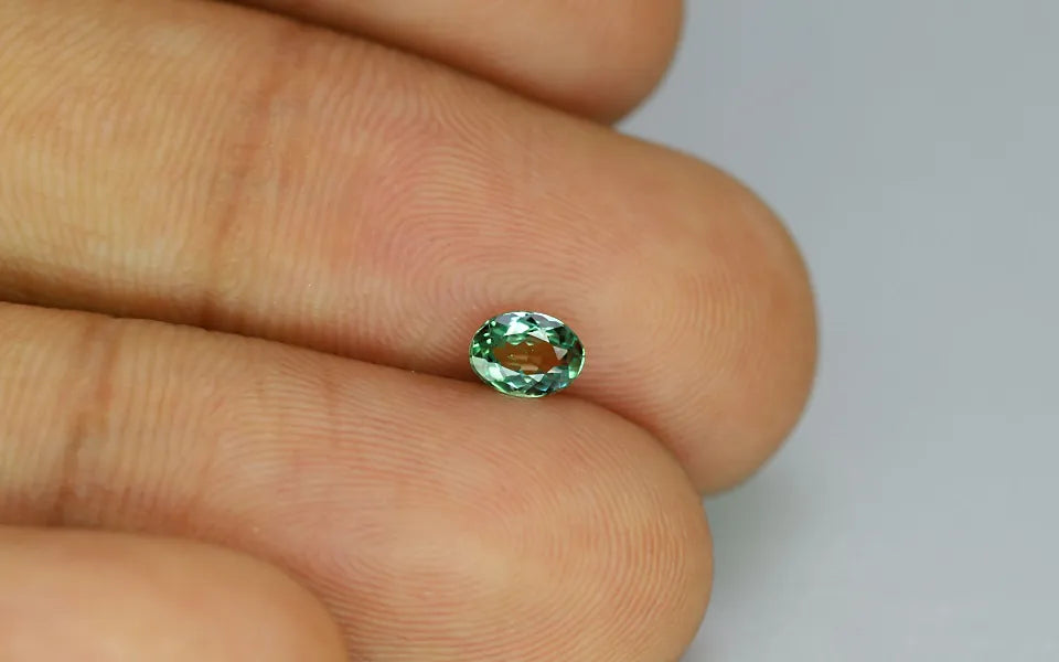 Alexandrite - 0.35 ct