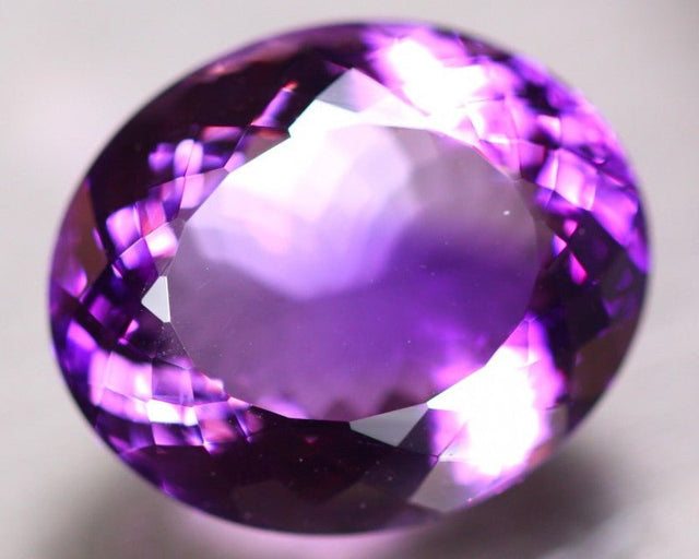 Natural Amethyst 22.04 ct – Purple, Oval Cut, Untreated, Uruguay