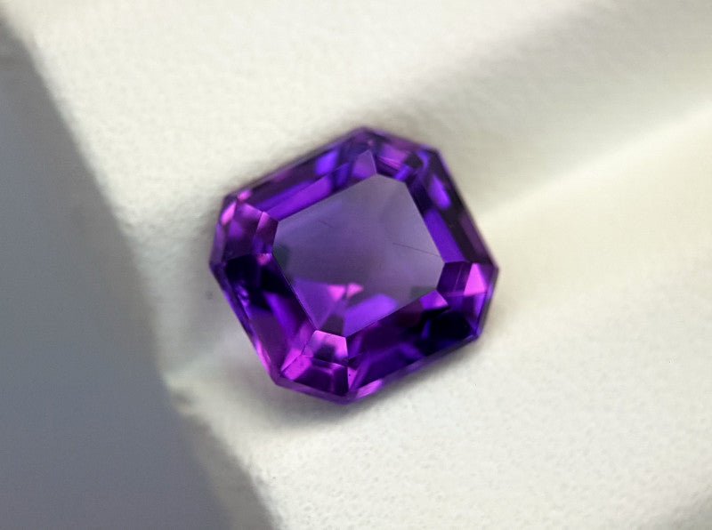 Natural Amethyst 7.25 ct – Purple, Octagonal Cut, Untreated