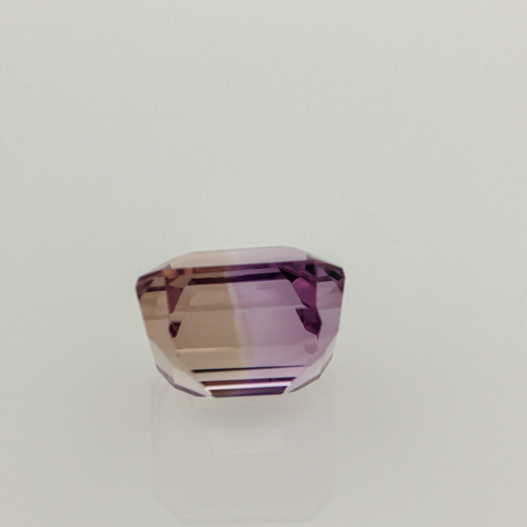 Natural ametrine, light purple / light yellow, octagon cut, 13.51 ct, loose gemstone, view 3.
