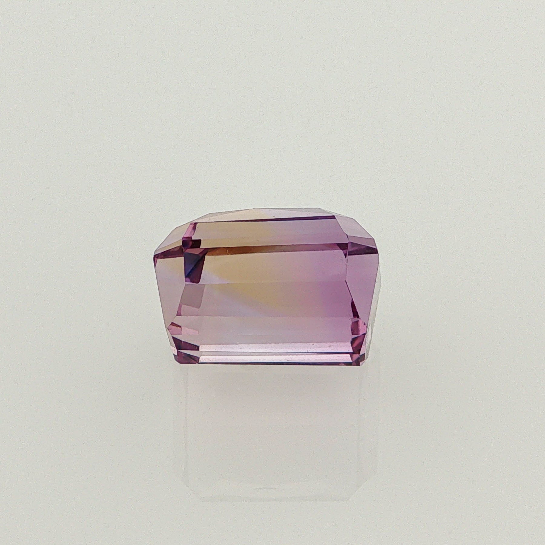 Natural ametrine, light purple / light yellow, octagon cut, 13.79 ct, loose gemstone, view 3.