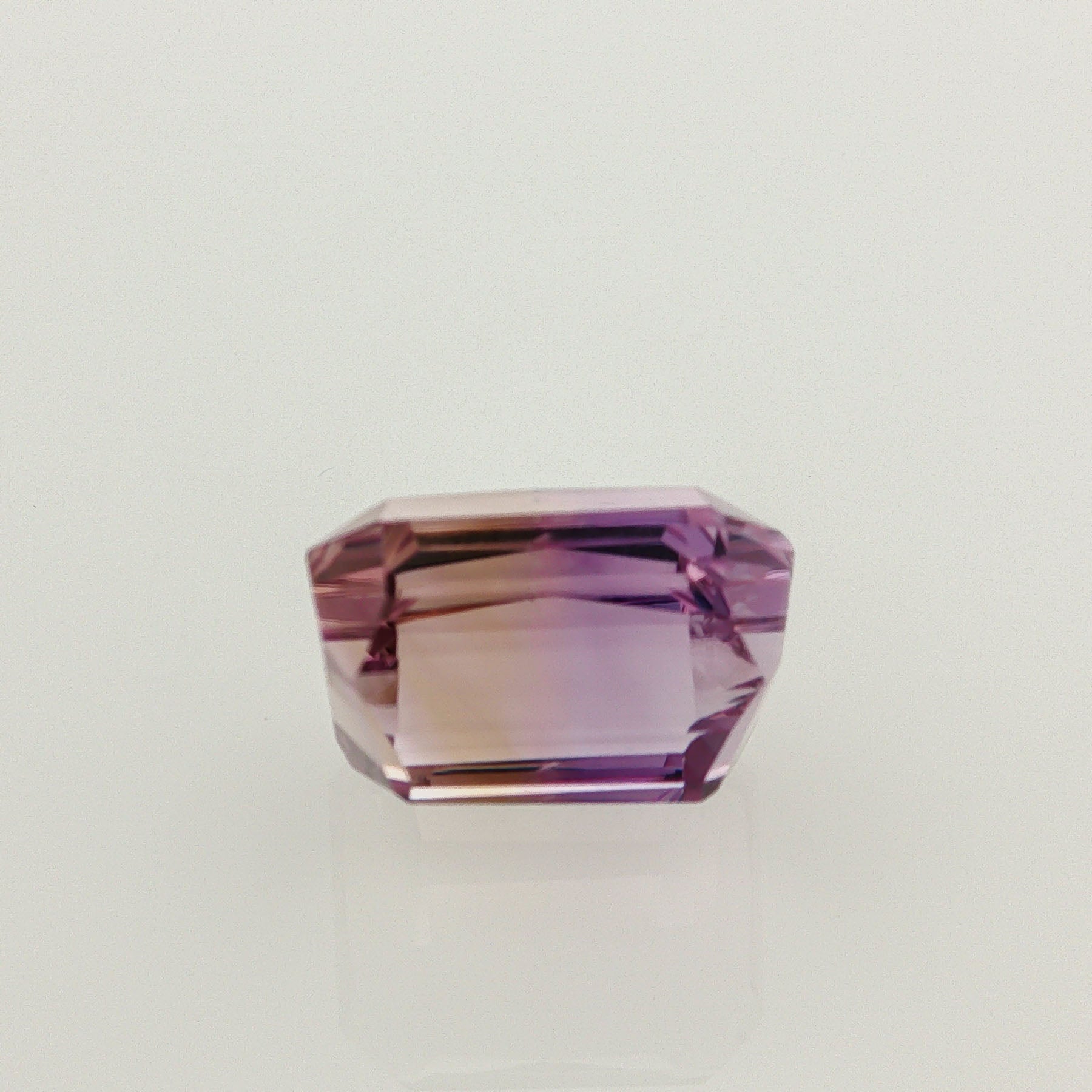 Natural ametrine, light purple / light yellow, octagon cut, 15.9 ct, loose gemstone, view 3.