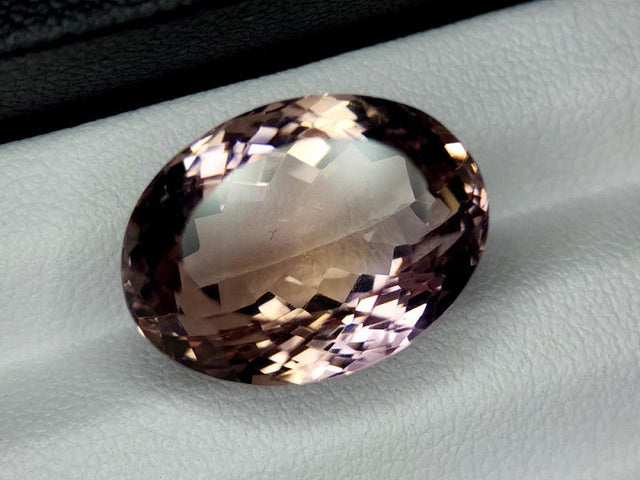 Natural Ametrine 15.73 ct – Purple - Yellow, Oval Cut, Untreated, Bolivia