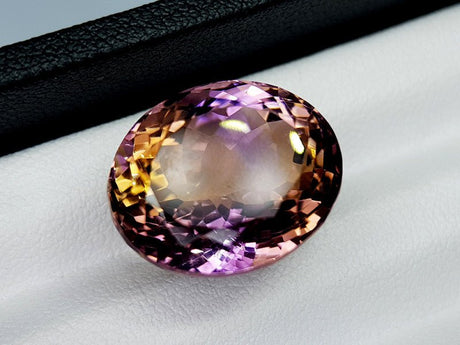 Natural Ametrine 19.55 ct – Purple - Yellow, Oval Cut, Untreated, Bolivia