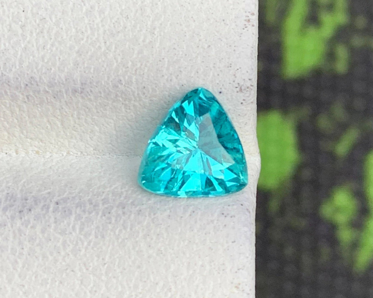 Natural Apatite 1.05 ct – Trilliant Cut, Untreated, Pakistan