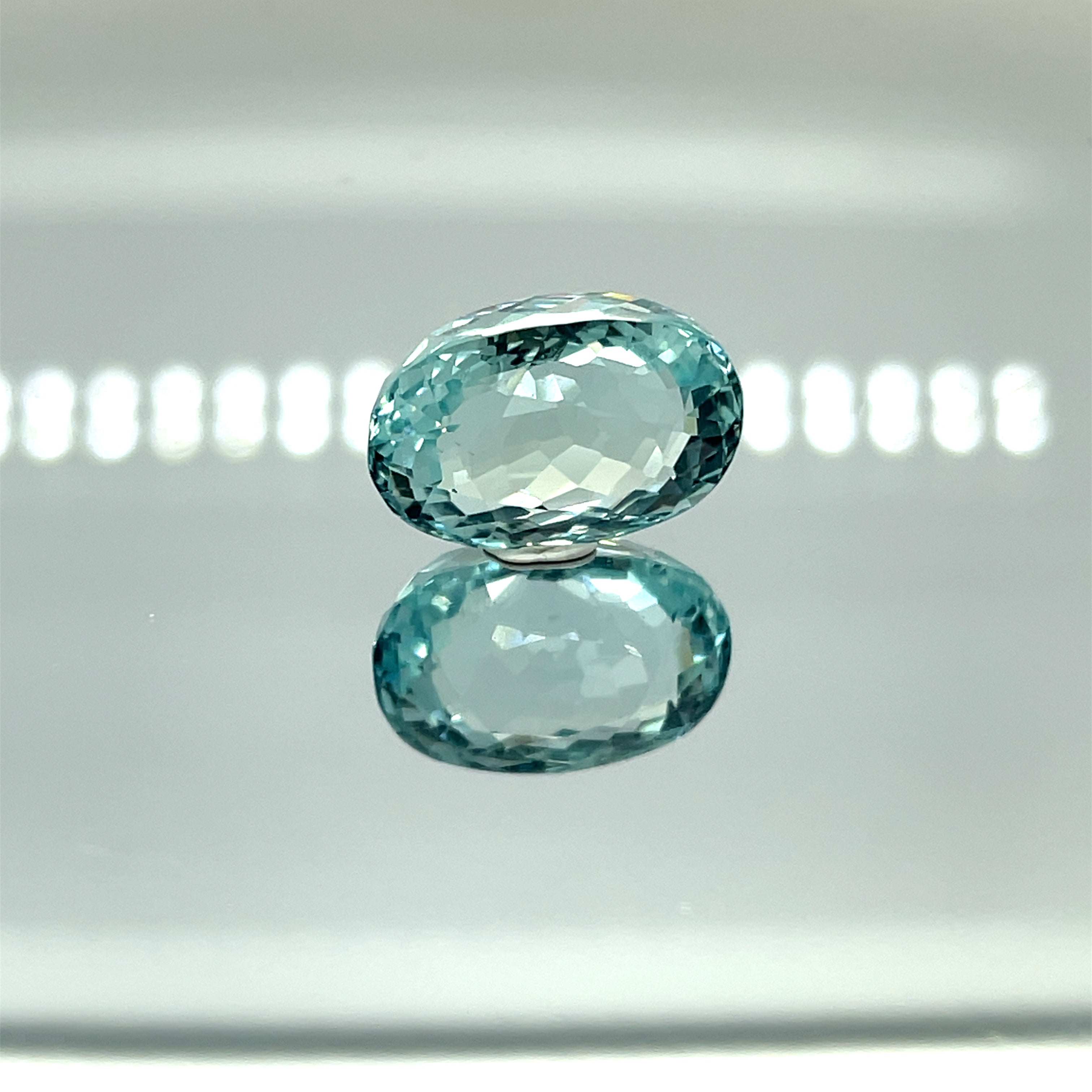 Natural Aquamarine 10.68 ct – Oval Cut, Untreated