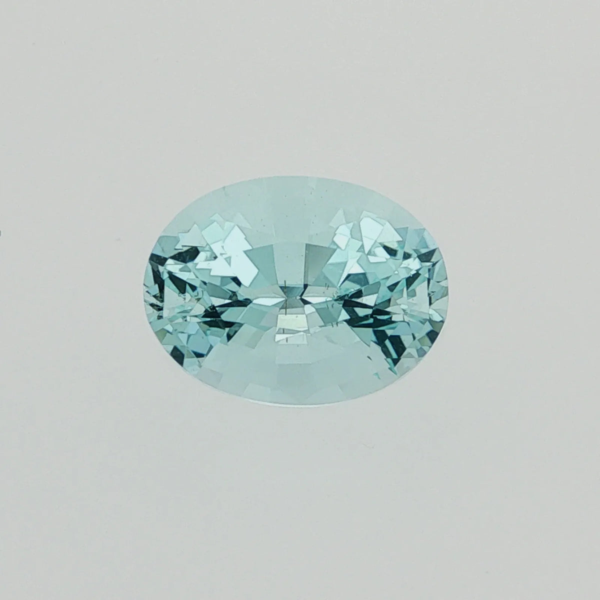 Natural untreated aquamarine, oval cut, 5.12 ct, loose gemstone, view 5.