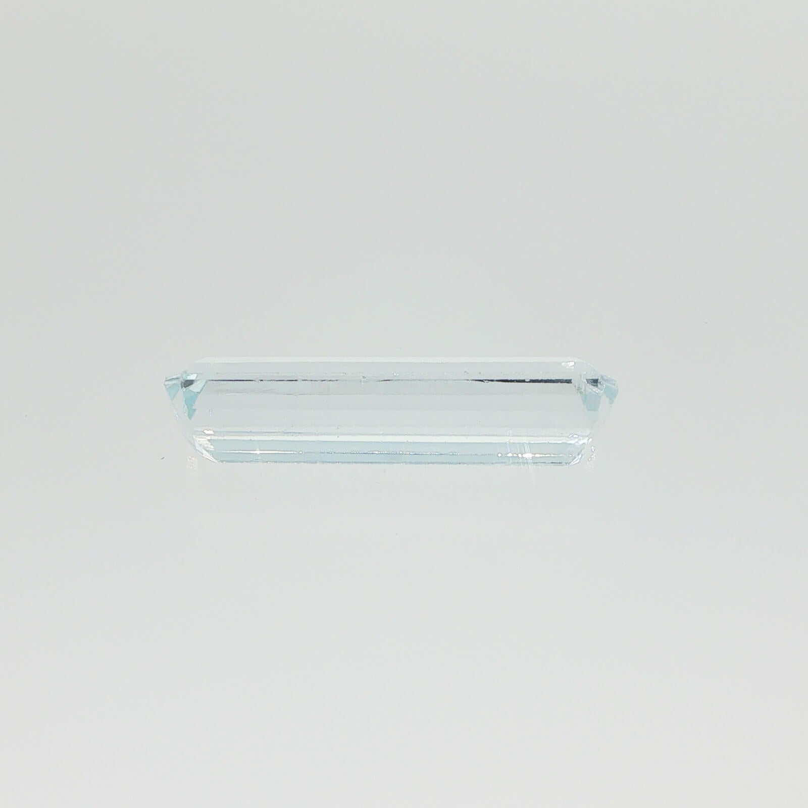 5.84 ct Aquamarine baguette cut eye clean loose gemstone