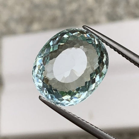 Natural Aquamarine 6.95 ct – Oval Cut, Untreated, ČGL Certified