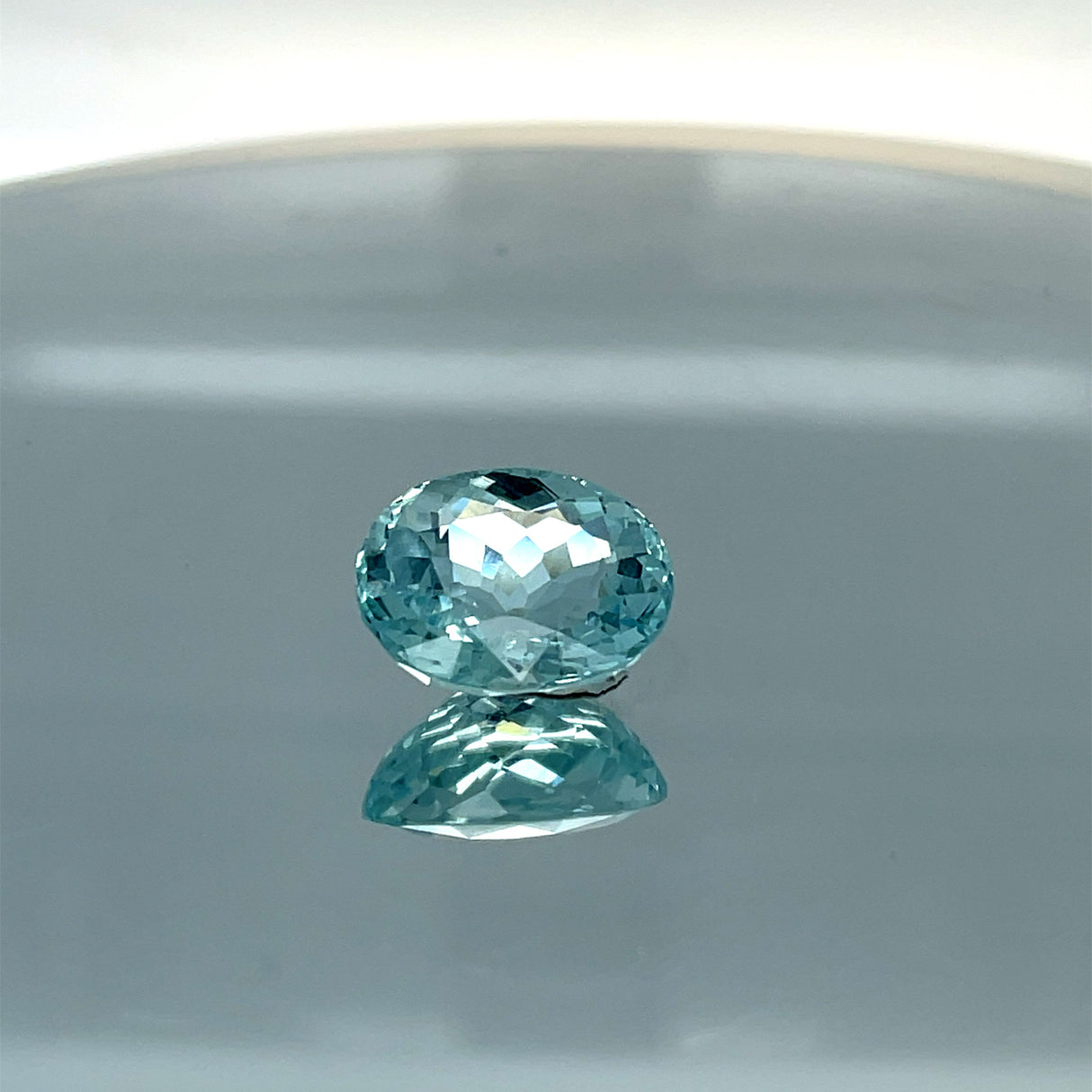 Natural Aquamarine 8.22 ct – Oval Cut, Untreated