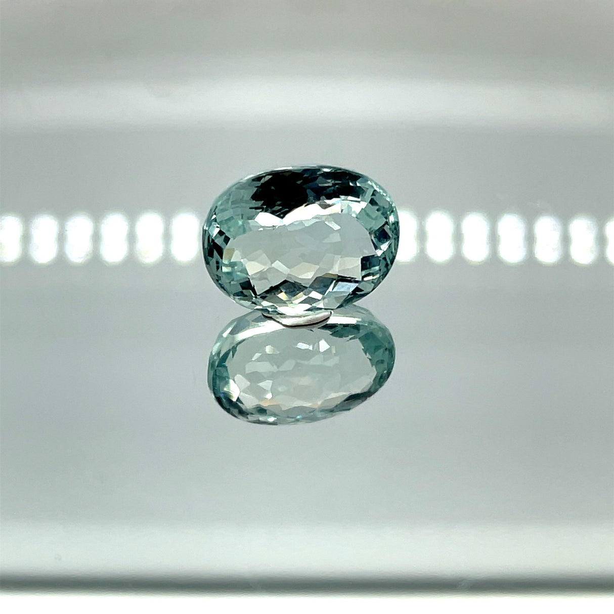 Natural Aquamarine 9.37 ct – Oval Cut, Untreated