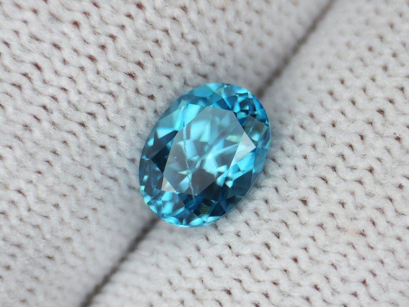 Natural Blue Zircon 2.14 ct – Oval Cut, Heated