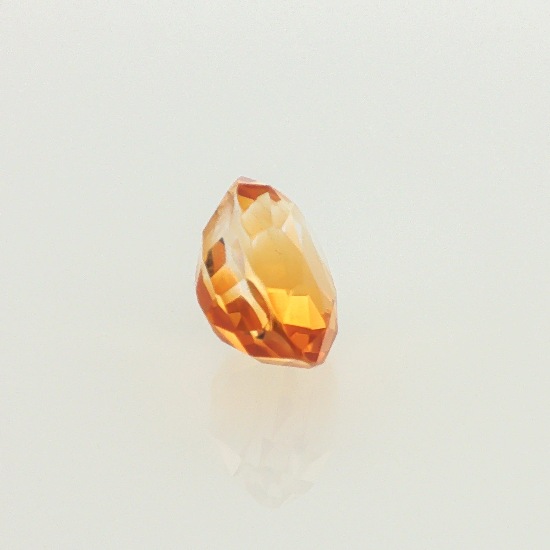 Natural heated citrine, yellow, oval cut, 6.84 ct, loose gemstone, view 4.