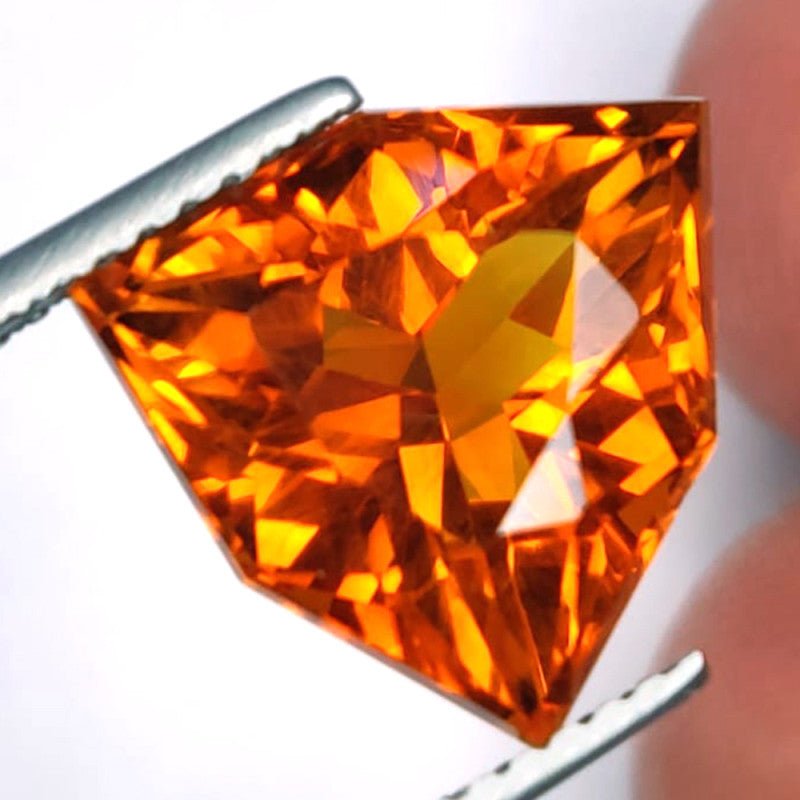 Natural Citrine 6.67 ct – Fancy Trillion Cut, Untreated