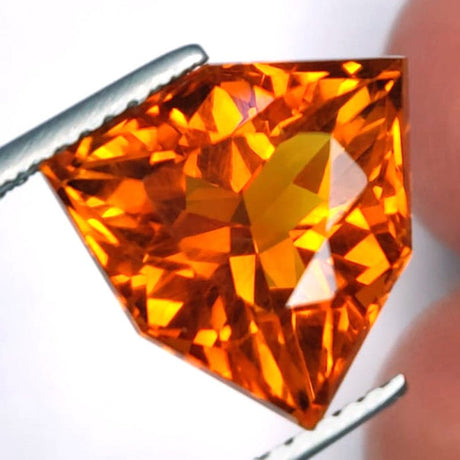 Natural Citrine 6.67 ct – Fancy Trillion Cut, Untreated