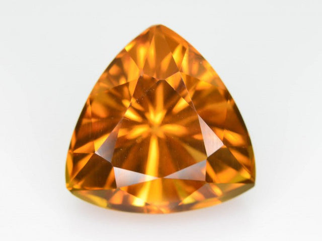 Natural Citrine 8.30 ct – Trillion Cut, Heated