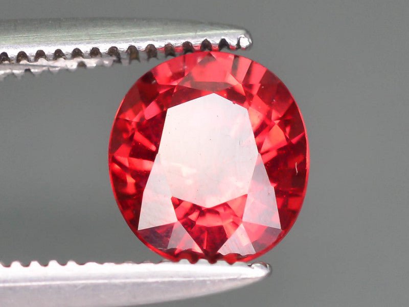 Natural Garnet 1.10 ct – Round Cut, Untreated, Pinkish Red