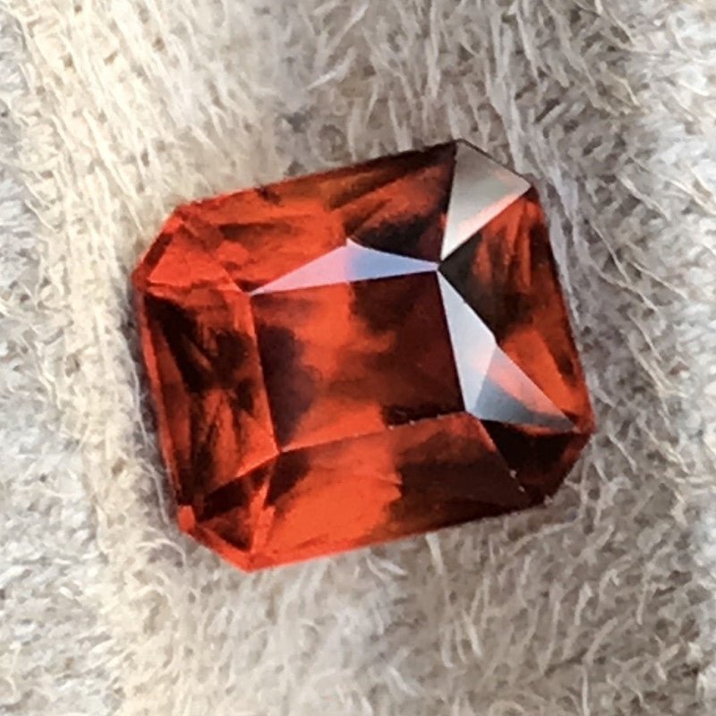 Natural Hessonite Garnet 3.25 ct – Octagonal Cut, Untreated