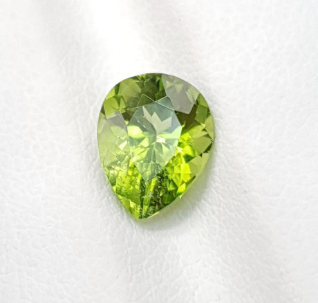 Natural Peridot 1.90 ct – Green Pear Cut, Untreated | Sosna Gems