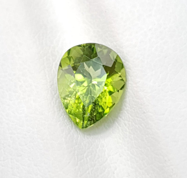 Natural Peridot 1.90 ct – Green Pear Cut, Untreated | Sosna Gems