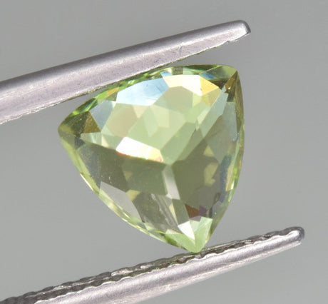 Natural Peridot 2.35 ct – Green, Trillion Cut, Untreated, Suppat Mine