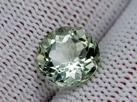 Natural Prasiolite 2.19 ct – Green Amethyst, Round Cut, Heated