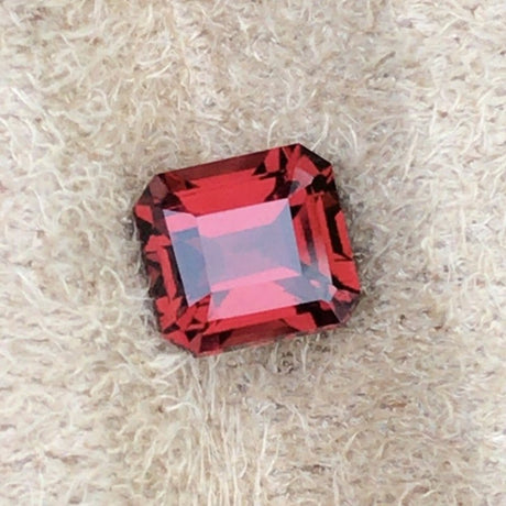 Natural Rhodolite Garnet 1.10 ct – Octagon Cut, Untreated