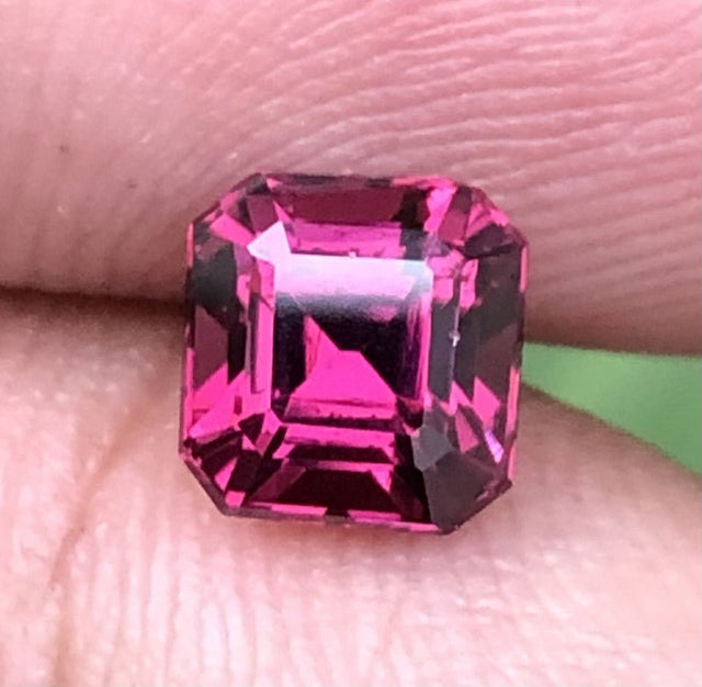 Natural Rhodolite Garnet 1.85 ct – Asscher Cut, Untreated