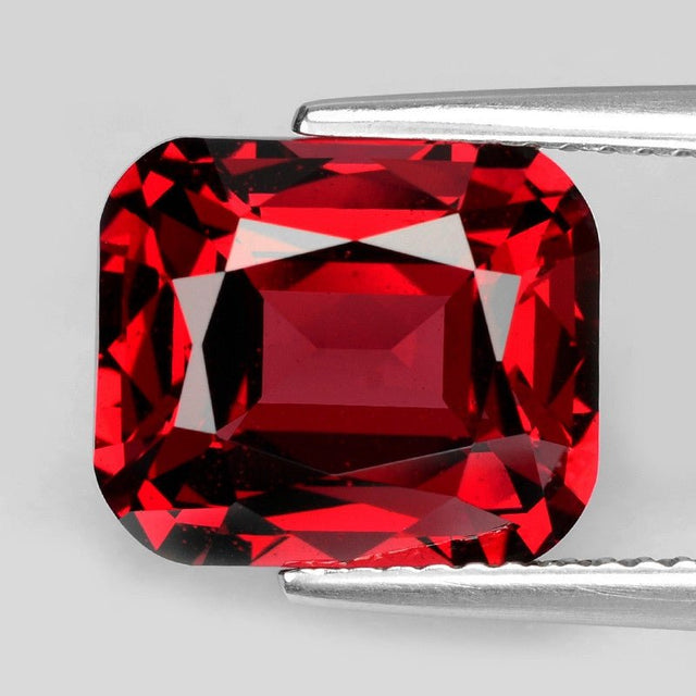 Natural Rhodolite Garnet 4.68 ct – Cushion Cut, Untreated