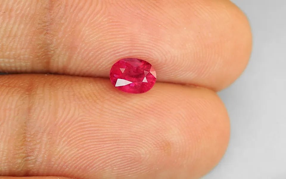Natural Ruby 0.82 ct – Oval Cut, Heated, ITLGR Certified