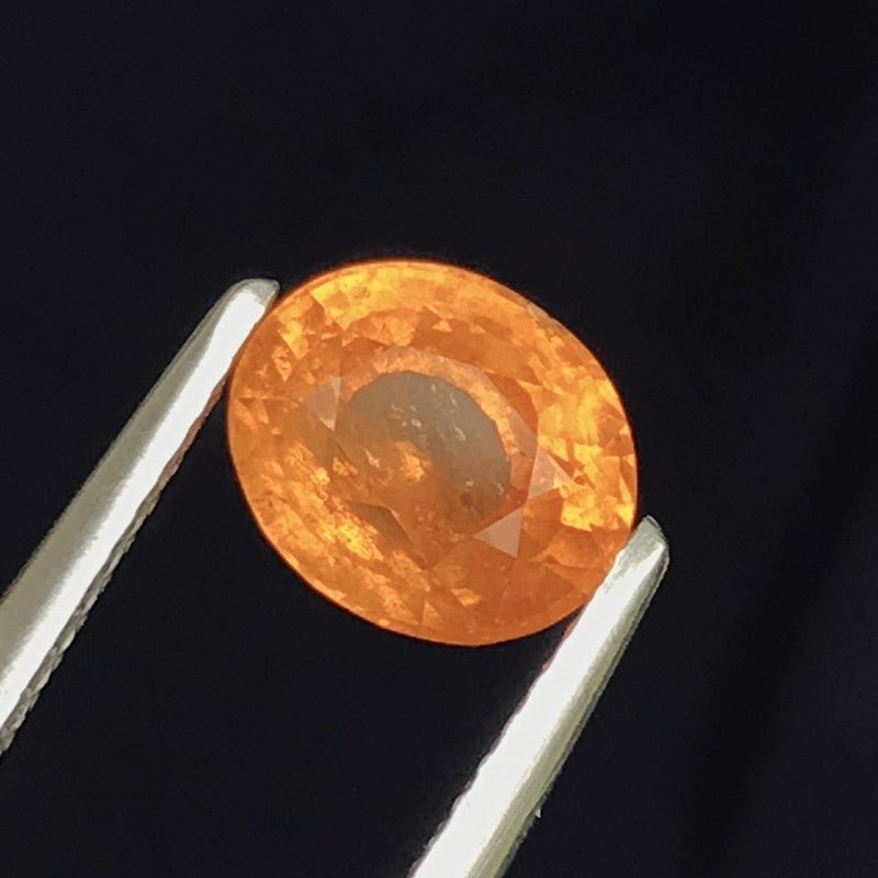 Natural Spessartite Garnet 2.22 ct – Oval Cut, Untreated