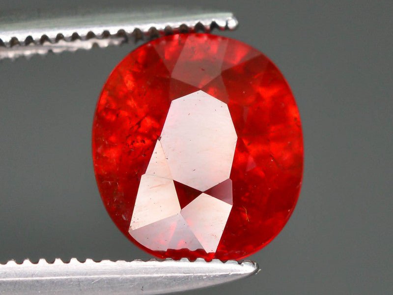 Natural Spessartite Garnet 2.60 ct – Oval Cut, Untreated